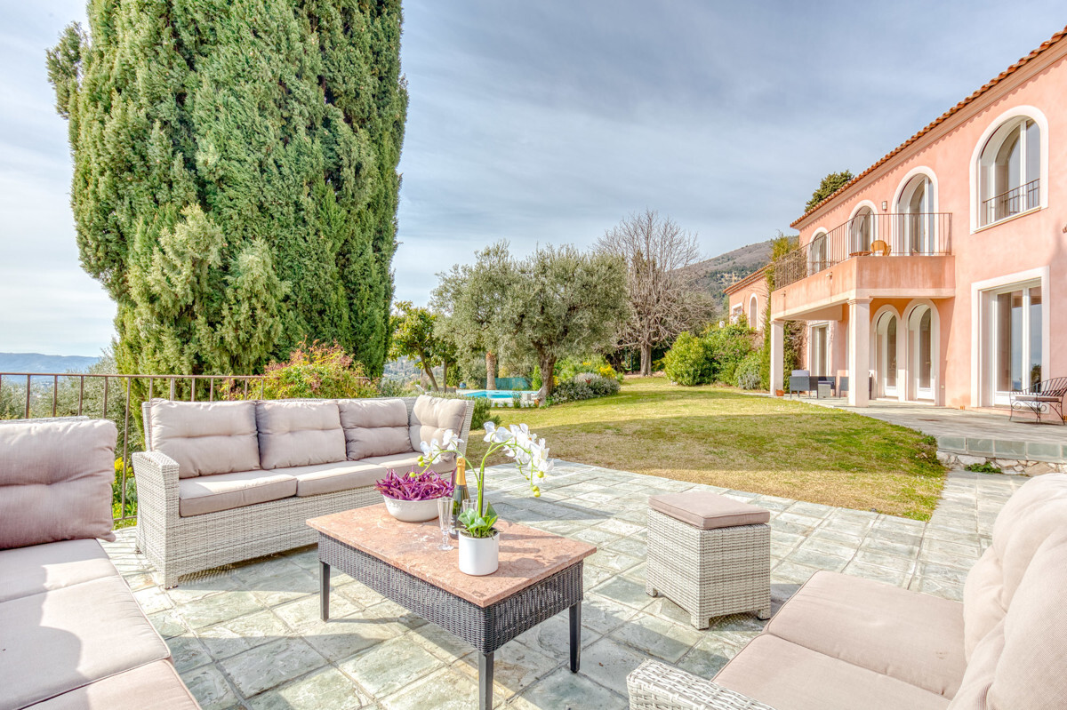 Grasse - 21 chemin de la Dragonnie╠Çre - 29