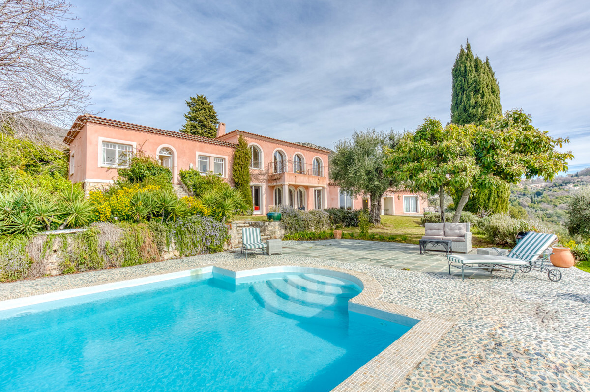 Grasse - 21 chemin de la Dragonnie╠Çre - 32