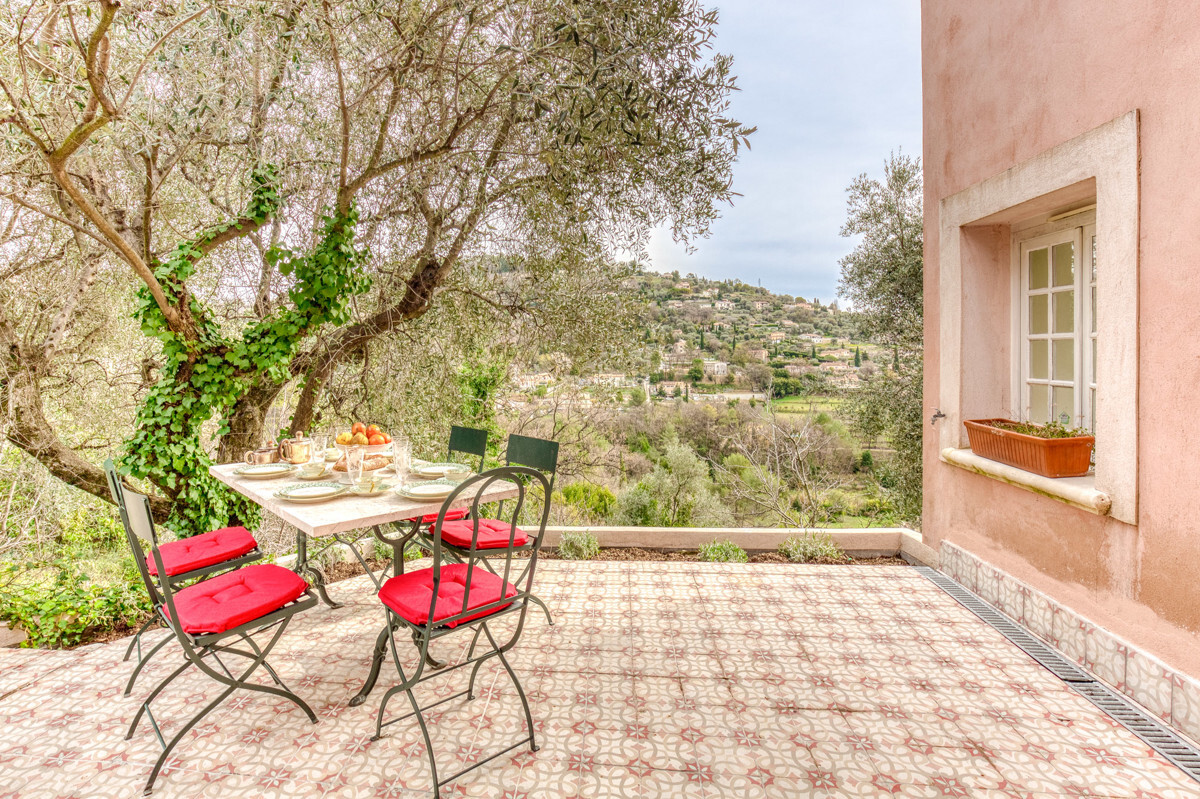 Grasse - 21 chemin de la Dragonnie╠Çre - 26