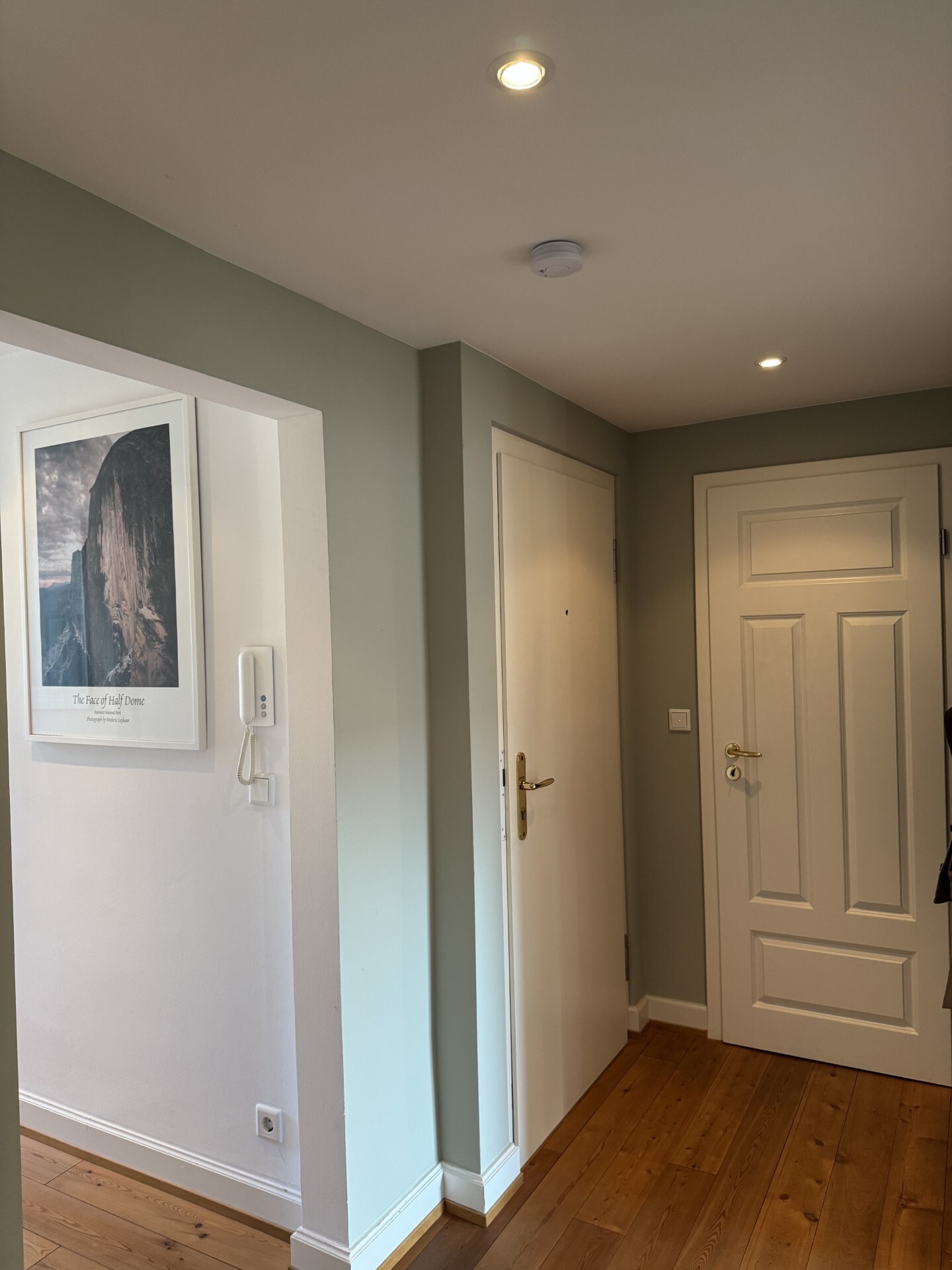 Wohnungseingang _ in suite Aufzug