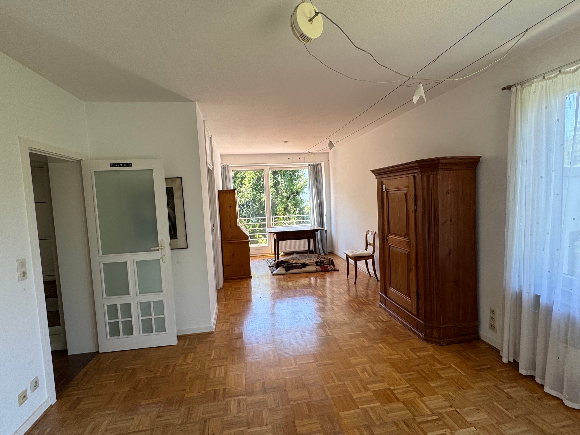 Zimmer 1. OG mit Balkon