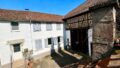 Haus und Scheune