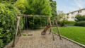 Kinderspielplatz im Garten