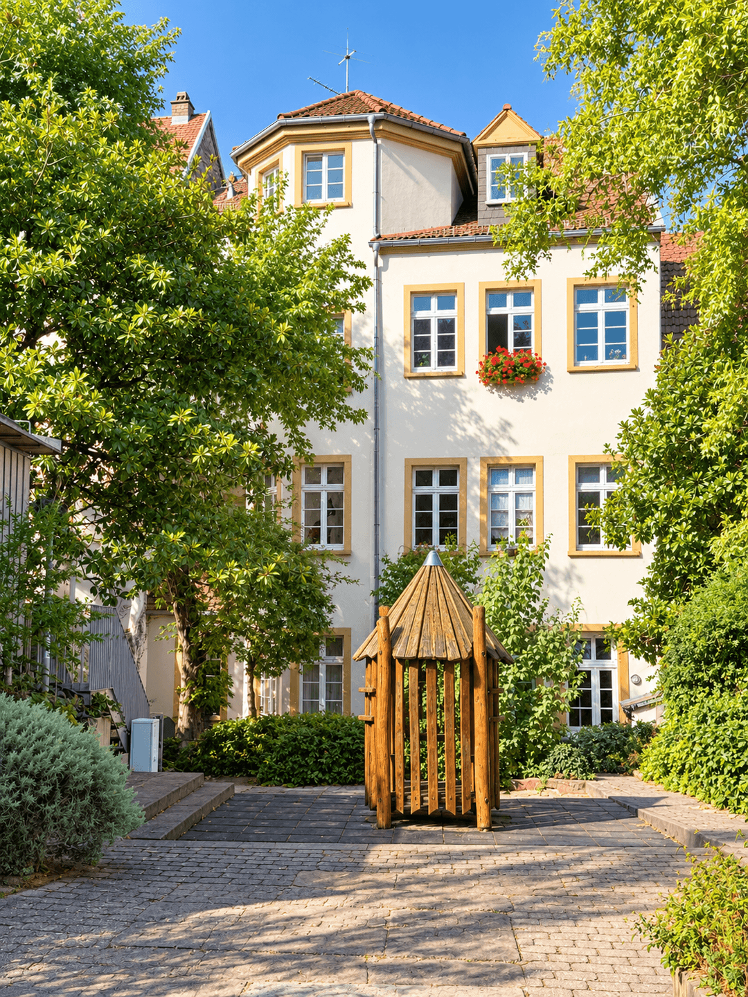 Innenhof auf der Rückseite des Hauses