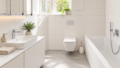 Badezimmer mit Badewanne im 1. Obergeschoss